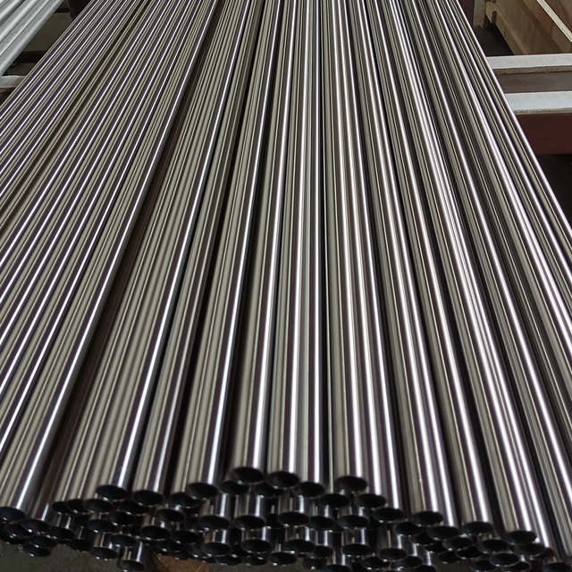 맞춤형 12m Inconel 825 N08825 원활한 니켈 합금 튜브 연마 저항성