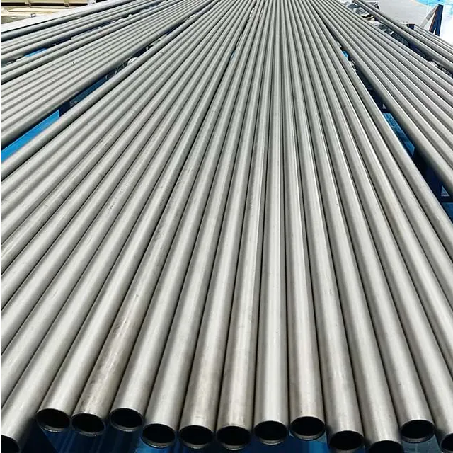 고온 환경에서 합금 파이프의 역할