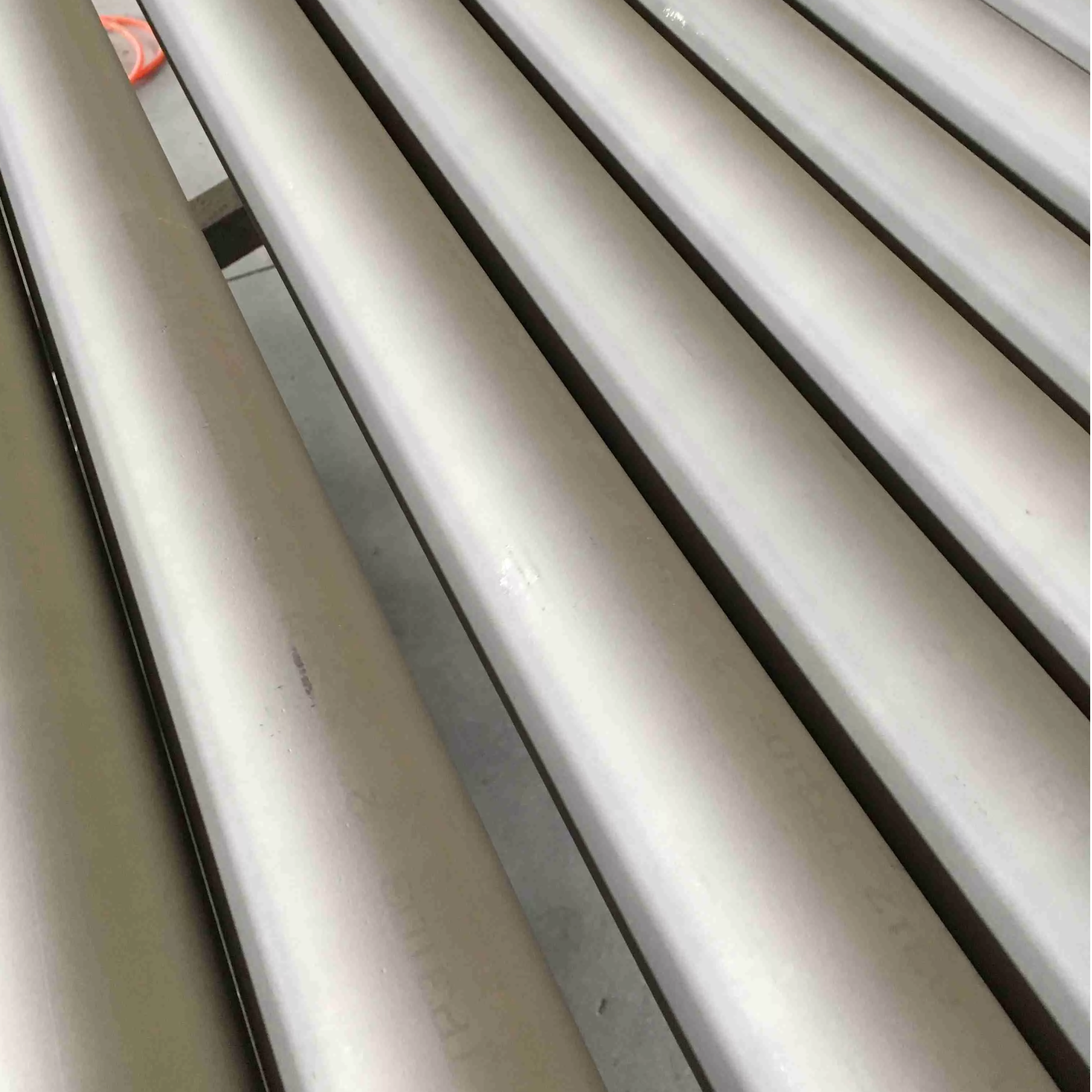 맞춤형 연마성 저항성 Inconel 718 N07718 SEAMLESS NICKEL ALLOY TUBE 환경 산업